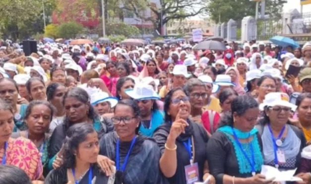 ಕೇರಳ | ‘ಬಡತನ ಮುಕ್ತ ಘೋಷಣೆ’ ಕಾರ್ಯಕ್ರಮದಿಂದ ಹಿಂದೆ ಸರಿಯಿರಿ : ಹೋರಾಟ ನಿರತ ಆಶಾಗಳಿಂದ ನಟರಿಗೆ ಮನವಿ