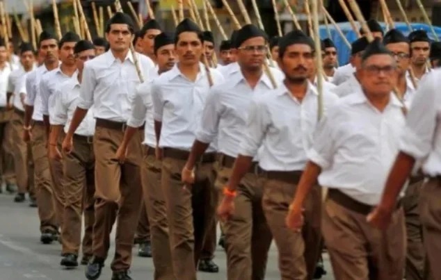 ಚಿತ್ತಾಪುರ ಆರ್‌ಎಸ್‌ಎಸ್ ಪಥಸಂಚಲನ : ಅನುಮತಿ ಕುರಿತು ನಿಲುವು ತಿಳಿಸಲು ಸರ್ಕಾರಕ್ಕೆ ಹೈಕೋರ್ಟ್ ನಿರ್ದೇಶನ