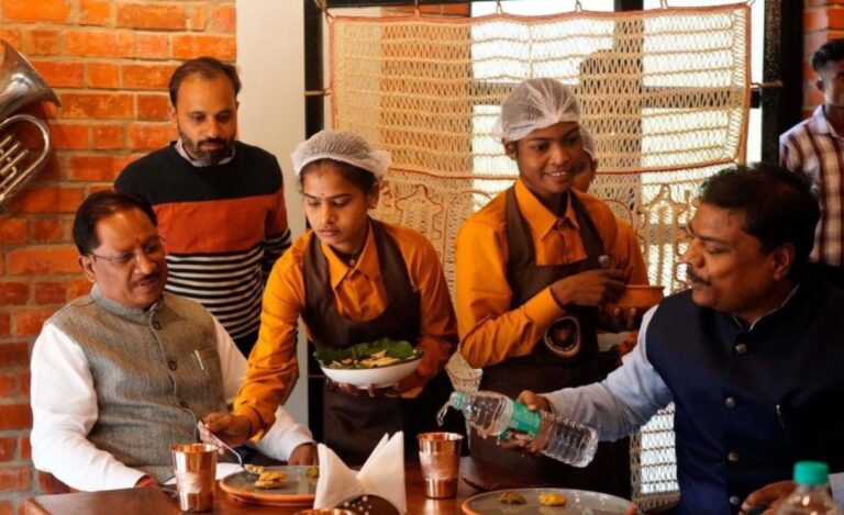 ಶರಣಾದ ನಕ್ಸಲರಿಗೆ ಕೆಫೆ ಪ್ರಾರಂಭಿಸಿದ ಛತ್ತೀಸ್‌ಗಢದ ಬಿಜೆಪಿ ಸರ್ಕಾರ