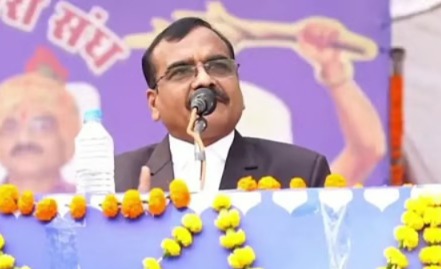 “ಬ್ರಾಹ್ಮಣನೊಬ್ಬ ತನ್ನ ಮಗಳನ್ನು ನನ್ನ ಮಗನಿಗೆ ಕೊಡುವವರೆಗೆ ಮೀಸಲಾತಿ ಮುಂದುವರಿಯುತ್ತದೆ” : ವಿವಾದ ಸ್ವರೂಪ ಪಡೆದ ಐಎಎಸ್ ಅಧಿಕಾರಿಯ ಹೇಳಿಕೆ