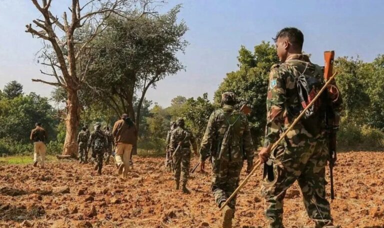 ಛತ್ತೀಸ್‌ಗಢ : ಬಿಜಾಪುರದಲ್ಲಿ 41 ಮಾವೋವಾದಿಗಳು ಶರಣಾಗತಿ
