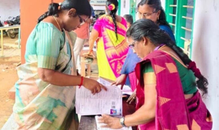 ಎಸ್‌ಐಆರ್ : 12 ರಾಜ್ಯ, ಕೇಂದ್ರಾಡಳಿತ ಪ್ರದೇಶಗಳ ಗಡುವು ವಿಸ್ತರಿಸಿದ ಚು. ಆಯೋಗ