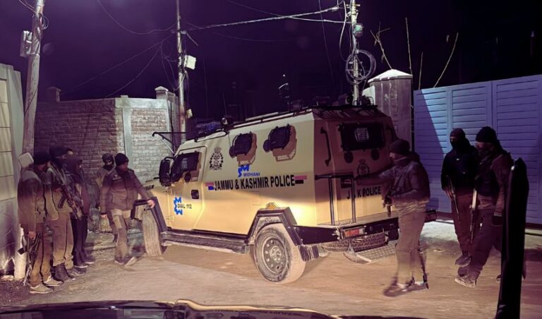 ವಿದ್ಯಾರ್ಥಿಗಳ ಪ್ರತಿಭಟನೆ: ರಾಜಕೀಯ ನಾಯಕರನ್ನು ಗೃಹಬಂಧನದಲ್ಲಿ ಇರಿಸಿದ ಜಮ್ಮು-ಕಾಶ್ಮೀರ ಪೊಲೀಸರು