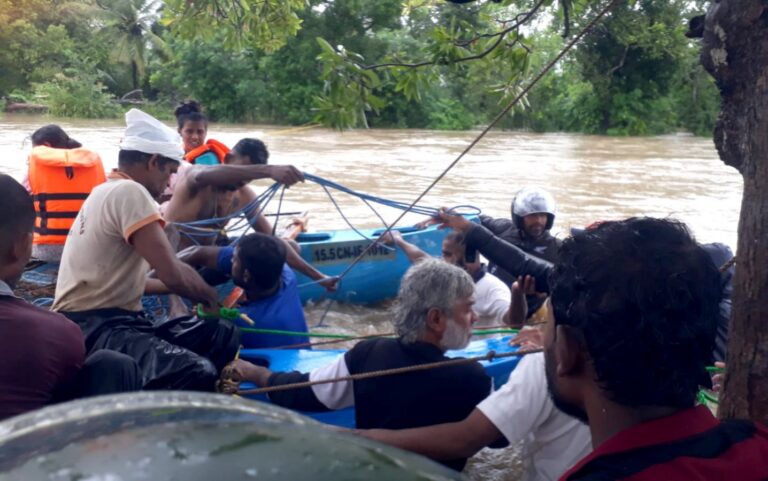 ಭಾರೀ ಪ್ರವಾಹ, ಭೂಕುಸಿತ : ಸಾವಿರ ದಾಟಿದ ಸಾವಿನ ಸಂಖ್ಯೆ