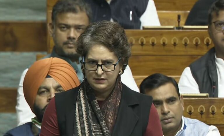 ಸ್ವಾತಂತ್ರ್ಯ ಬಂದು 79 ವರ್ಷಗಳ ನಂತರ ‘ವಂದೇ ಮಾತರಂ’ ಕುರಿತು ಚರ್ಚೆ ಏಕೆ? ಪ್ರಿಯಾಂಕಾ ಗಾಂಧಿ