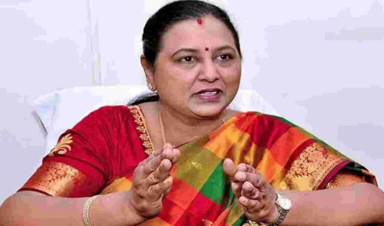 ತಮಿಳುನಾಡು: ಪ್ರತಿಭಟನಾ ನಿರತ ಶಿಕ್ಷಕರು, ನೈರ್ಮಲ್ಯ ಕಾರ್ಮಿಕರ ಬೇಡಿಕೆ ಈಡೇರಿಸುವಂತೆ ಸರ್ಕಾರವನ್ನು ಒತ್ತಾಯಿಸಿದ ಪ್ರೇಮಲತಾ ವಿಜಯಕಾಂತ್