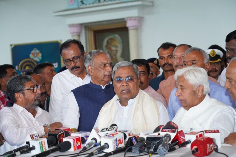 ರಾಜ್ಯಪಾಲರಿಂದ ಸಂವಿಧಾನದ ವಿಧಿಗಳ ಉಲ್ಲಂಘನೆ; ಜನಪ್ರತಿನಿಧಿಗಳ ಸಭೆಯನ್ನು ಅವಮಾನಿಸಿದ್ದಾರೆ: ಸಿಎಂ ಸಿದ್ದರಾಮಯ್ಯ