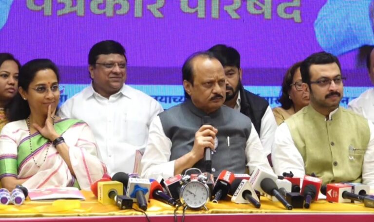 ಮತ್ತೆ ಒಂದಾದ ಎನ್‌ಸಿಪಿ ಬಣಗಳು : ಸುಪ್ರಿಯಾ ಸುಳೆ ಜೊತೆ ವೇದಿಕೆ ಹಂಚಿಕೊಂಡ ಅಜಿತ್ ಪವಾರ್, ಜಂಟಿ ಪ್ರಣಾಳಿಕೆ ಬಿಡುಗಡೆ