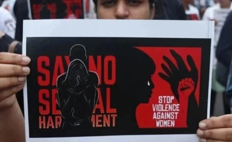 ಪೊಲೀಸ್ ತುರ್ತು ವಾಹನದ ಚಾಲಕ ಸೇರಿ ಐವರಿಂದ ಯುವತಿ ಮೇಲೆ ಅತ್ಯಾಚಾರ!