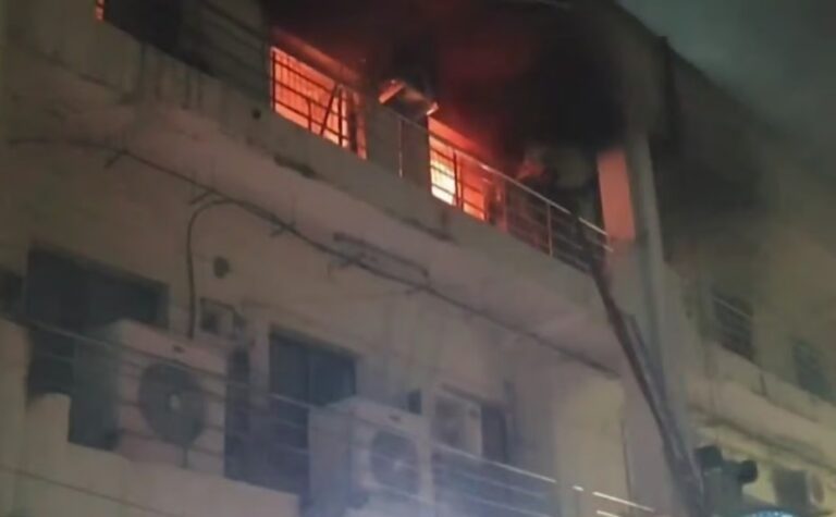 ಎಲ್‌ಐಸಿ ಕಚೇರಿ ಬೆಂಕಿ ಪ್ರಕರಣಕ್ಕೆ ತಿರುವು : ಅಕ್ರಮ ಮುಚ್ಚಿ ಹಾಕಲು ಸಹೋದ್ಯೋಗಿಯಿಂದ ವ್ಯವಸ್ಥಾಪಕಿಯ ಕೊಲೆ ಎಂದ ತನಿಖೆ