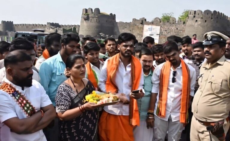 ಕಲಬುರಗಿ| ಅನುಮತಿ ಇಲ್ಲದೆ ಪುರಾತತ್ವ ಇಲಾಖೆ ಕೋಟೆ ಪ್ರವೇಶಕ್ಕೆ ಯತ್ನಿಸಿದ ಪಿಎಸ್‌ಐ ಹಗರಣದ ಆರೋಪಿ ದಿವ್ಯಾ ಹಾಗರಗಿ ತಂಡ