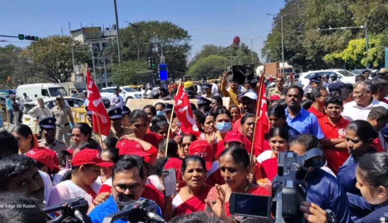 ಸಾರ್ವತ್ರಿಕ ಮುಷ್ಕರ | ಕೆಲ ರಾಜ್ಯಗಳಲ್ಲಿ ಸಾಮಾನ್ಯ ಜನಜೀವನ ಅಸ್ತವ್ಯಸ್ತ; ಬ್ಯಾಂಕಿಂಗ್, ಸಾರಿಗೆ ವ್ಯವಸ್ಥೆಯಲ್ಲಿ ವ್ಯತ್ಯಯ