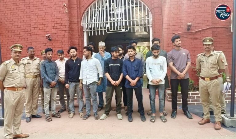 ಗಂಗಾ ದೋಣಿಯಲ್ಲಿ ಇಫ್ತಾರ್ ಕೂಟ: ಆರೋಪ ಹೊತ್ತಿರುವ 14 ಮುಸ್ಲಿಂ ಯುವಕರಿಗೆ ಜಾಮೀನು ನಿರಾಕರಿಸಿದ ವಾರಣಾಸಿ ನ್ಯಾಯಾಲಯ