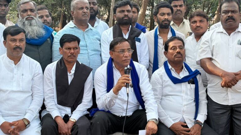 ‘ಕರ್ನಾಟಕ ಸರ್ಕಾರ ಸಾಮಾಜಿಕ ನ್ಯಾಯ ನಿರಾಕರಿಸುತ್ತಿದೆ’: ವಿಶೇಷ ಸಚಿವ ಸಂಪುಟ ಸಭೆ ಮುಂದೂಡಿಕೆಗೆ ಹೋರಾಟಗಾರರ ಖಂಡನೆ