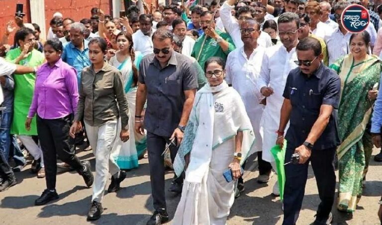 ಭಾರಿ ಜನ ಬೆಂಬಲದ ನಡುವೆ ಭವಾನಿಪುರದಲ್ಲಿ ನಾಮಪತ್ರ ಸಲ್ಲಿಸಿದ ಮಮತಾ ಬ್ಯಾನರ್ಜಿ: ಶಕ್ತಿ ಪ್ರದರ್ಶನವಾಗಿ ಮಾರ್ಪಟ್ಟ ಮೆರವಣಿಗೆ