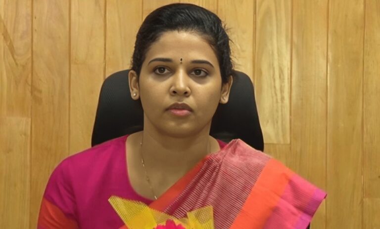 ಐಎಎಸ್‌ ಅಧಿಕಾರಿ ರೋಹಿಣಿ ಸಿಂಧೂರಿ ವಿರುದ್ಧ ತನಿಖೆಗೆ ಪೂರ್ವಾನುಮತಿ ನೀಡಲು  ಹೈಕೋರ್ಟ್ ನಿರ್ದೇಶನ