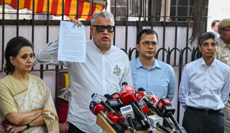 ‘ಜ್ಞಾನೇಶ್ ಕುಮಾರ್ ನಮಗೆ ‘ಗೆಟ್ ಲಾಸ್ಟ್’ ಅಂದ್ರು’ : ಮುಖ್ಯ ಚುನಾವಣಾ ಆಯುಕ್ತರೊಂದಿಗಿನ ಸಭೆ ಬಳಿಕ ಟಿಎಂಸಿ ನಾಯಕರಿಂದ ಆರೋಪ