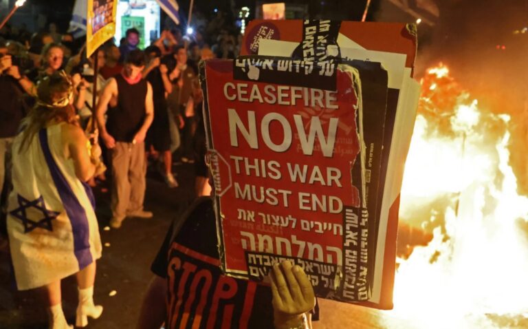 ಇಸ್ರೇಲ್‌ನಾದ್ಯಂತ ಯುದ್ಧ ವಿರೋಧಿ ಪ್ರತಿಭಟನೆ : ನೆತನ್ಯಾಹು ಆಡಳಿತ ವಿರುದ್ಧ ಬೀದಿಗಿಳಿದ ಜನ