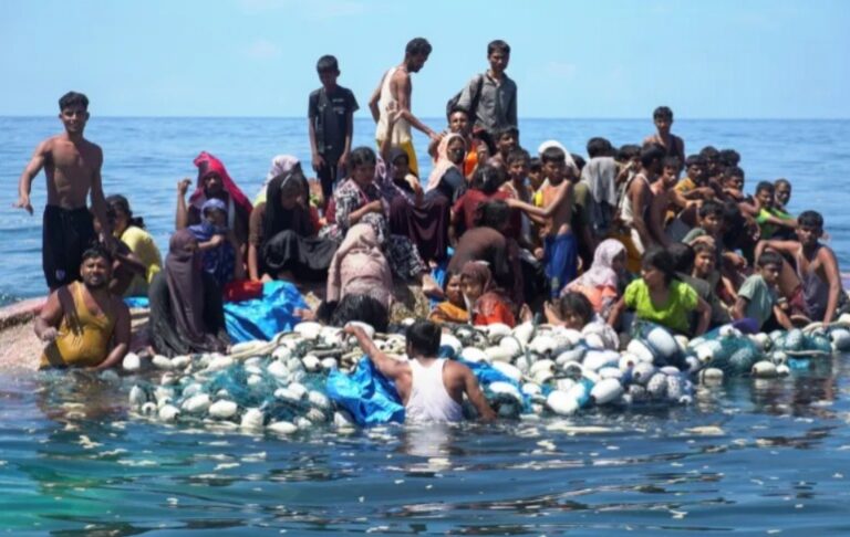 ಅಂಡಮಾನ್ ಸಮುದ್ರದಲ್ಲಿ ದೋಣಿ ಮುಳುಗಡೆ : 200ಕ್ಕೂ ಹೆಚ್ಚು ರೋಹಿಂಗ್ಯಾ ನಿರಾಶ್ರಿತರು ಕಣ್ಮರೆ