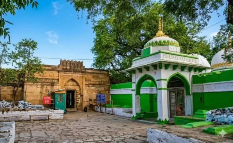 ಭೋಜಶಾಲಾ-ಕಮಲ್ ಮೌಲಾ ಪ್ರಕರಣದಲ್ಲಿ ಹಿಂದೂಗಳ ಪರ ತೀರ್ಪು…ಮಸೀದಿಯಲ್ಲ ದೇವಸ್ಥಾನವೆಂದ ಕೋರ್ಟ್ : ಏನಿದು ವಿವಾದ?