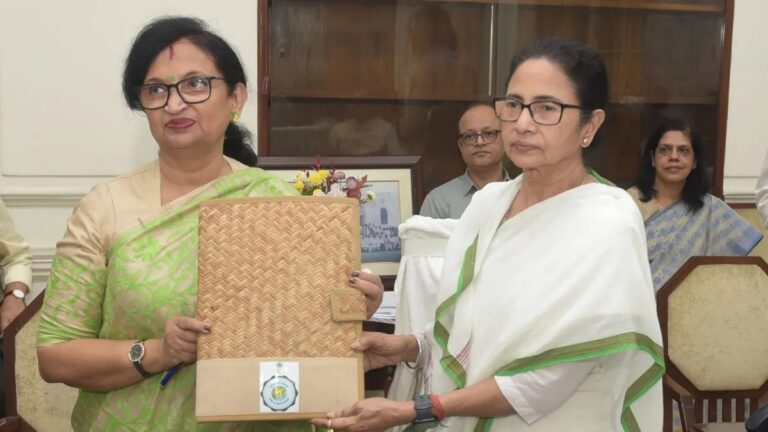 ಮಮತಾ ಬ್ಯಾನರ್ಜಿಗೆ ಬಿಗ್ ಶಾಕ್: ನೇಮಕಗೊಂಡ ತಿಂಗಳಲ್ಲೇ ಟಿಎಂಸಿ ರಾಜ್ಯಾಧ್ಯಕ್ಷೆ ಚಂದ್ರಿಮಾ ಭಟ್ಟಾಚಾರ್ಯ ರಾಜೀನಾಮೆ