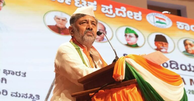 SIR ನೆಪದಲ್ಲಿ 1 ಕೋಟಿ ಮತ ಡಿಲೀಟ್ ಮಾಡೋ ಸಂಚು: ಎಚ್ಚೆತ್ತುಕೊಳ್ಳುವಂತೆ ಕಾರ್ಯಕರ್ತರಿಗೆ ಡಿ.ಕೆ. ಶಿವಕುಮಾರ್ ಕರೆ