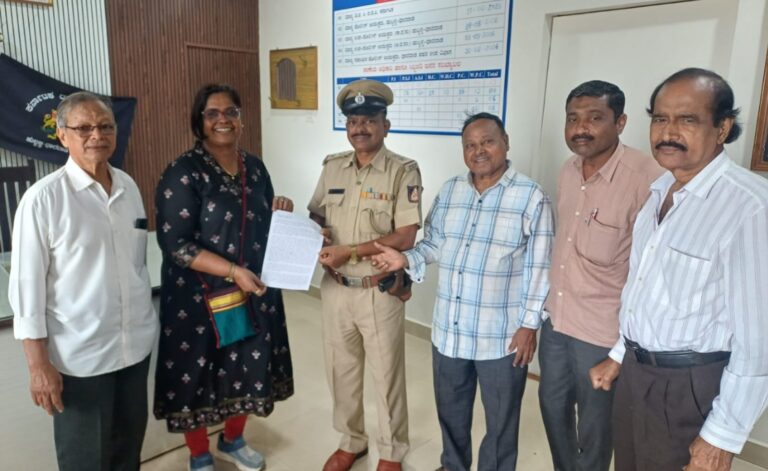ಧಾರವಾಡ | ಪ್ರಕಾಶ್ ರಾಜ್ ಭಾಗವಹಿಸಿದ್ದ ಸಮುದಾಯ ಕಾರ್ಯಕ್ರಮಕ್ಕೆ ಅಡ್ಡಿಪಡಿಸಲು ಯತ್ನ : ದೂರು ದಾಖಲು