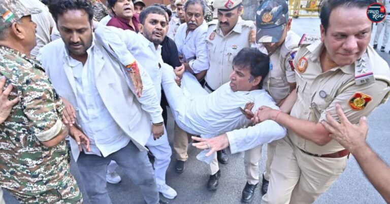 ಎಸ್ಐಆರ್ ಅಕ್ರಮ: ಗ್ಯಾನೇಶ್ ಕುಮಾರ್ ರಾಜೀನಾಮೆಗೆ ಒತ್ತಾಯಿಸಿ ದೇಶಾದ್ಯಂತ ಕಾಂಗ್ರೆಸ್ ಪ್ರತಿಭಟನೆ; ಪೊಲೀಸರಿಂದ ಹಲವೆಡೆ ಅಶ್ರುವಾಯು, ಜಲಫಿರಂಗಿ ಪ್ರಯೋಗ
