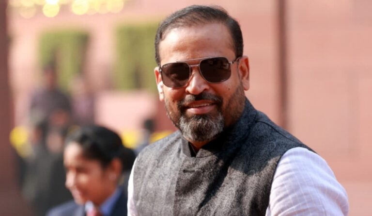 ಯೂಸುಫ್ ಪಠಾಣ್‌ಗೆ ವಡೋದರಾದ ವಿವಾದಿತ ನಿವೇಶನ ಹಂಚಿಕೆ ಮಾಡಿದ ಗುಜರಾತ್ ಬಿಜೆಪಿ ಸರ್ಕಾರ : ಟಿಎಂಸಿ ತೊರೆದು ಎನ್‌ಡಿಎ ಬೆಂಬಲಿಸಿದ್ದಕ್ಕೆ ಗಿಫ್ಟ್?